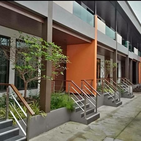หอพัก ทูเอ็มเพลส 2M Place Apartment Ban Khlong Nung 外观 照片